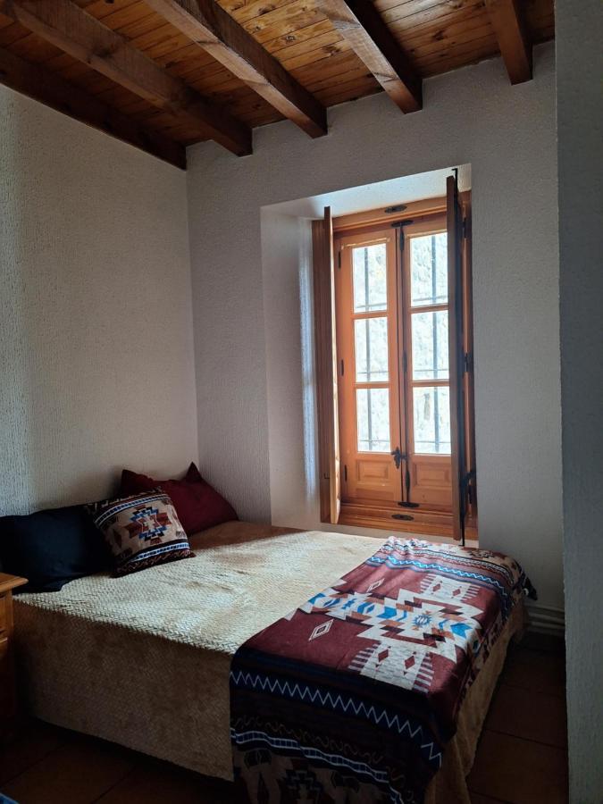 Hostal El Patio Restaurante San Bartolomé de Pinares 외부 사진