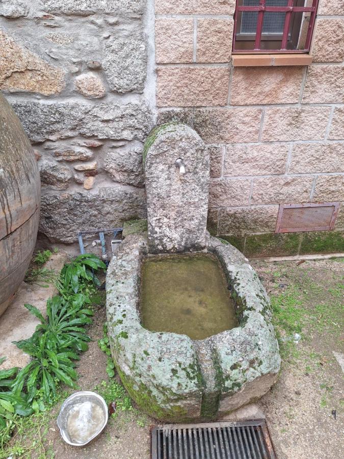Hostal El Patio Restaurante San Bartolomé de Pinares 외부 사진